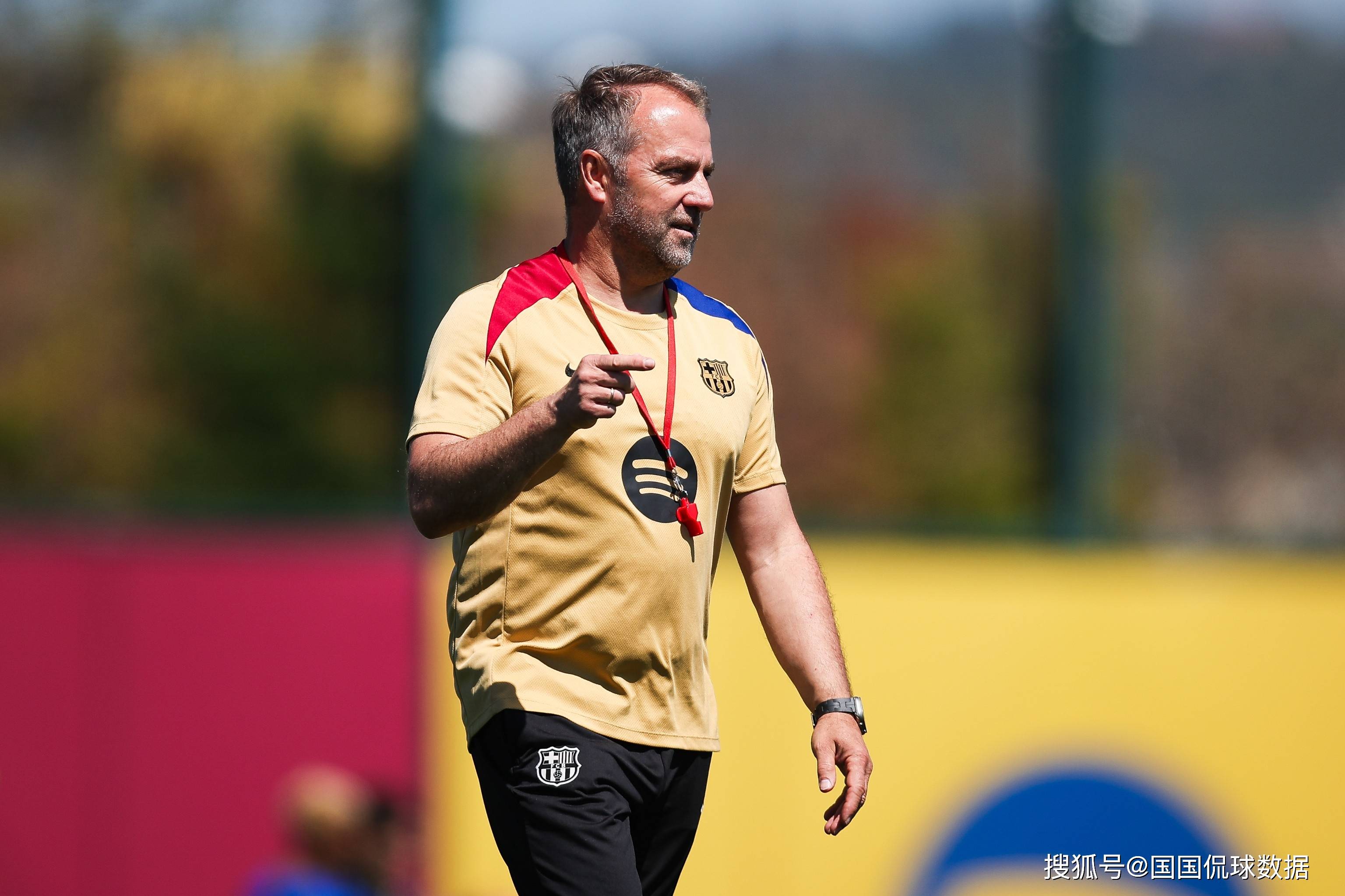 转会期欧冠焦点战，波特兰开拓者造点机会，震撼外界，年轻球员得到机会的简单介绍