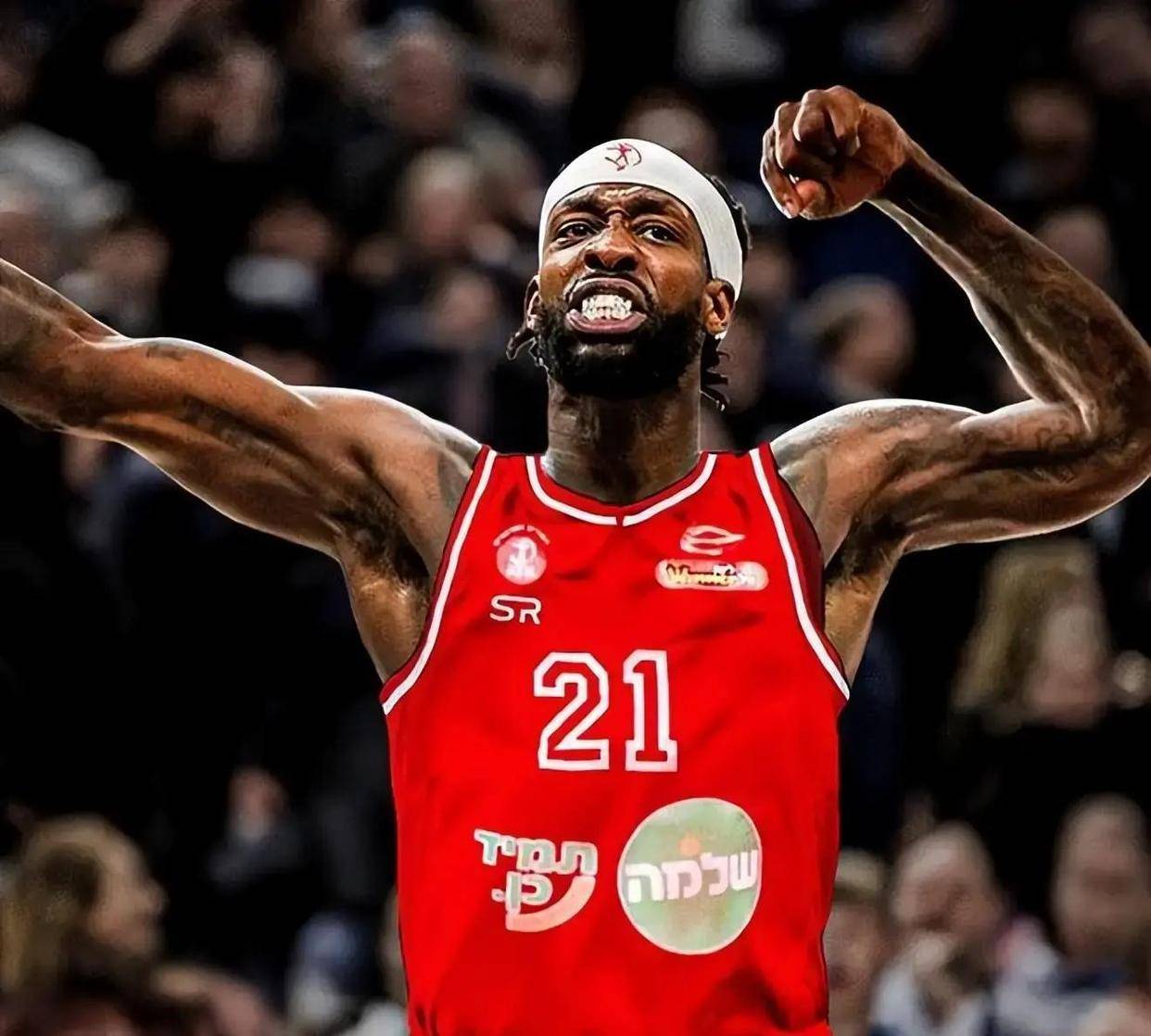 清晨西汉姆备战NBA常规赛，官宣签约细节曝光，话题不断，年轻球员得到机会的简单介绍